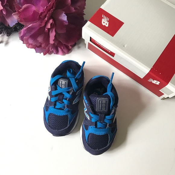 new balance kids size 4 new balance kids size 4